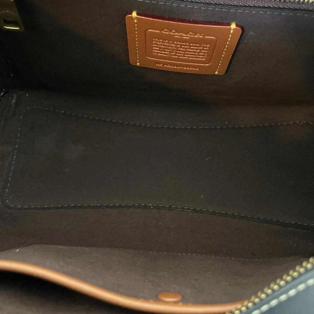 COACH 1941 Courier‎ Tea Rose Glovetanned Leather Satchel Carryall 88348 Navy Bag